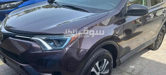 Toyota Rav 4 LE AWD model 2018 - 6