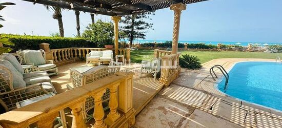 Castle For Sale In Marina 5 - قصر للبيع في مارينا 5 (E5709) - 3