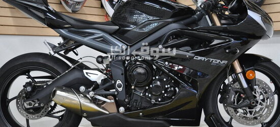 Used motorcycles for sale UAE: 2015 TRIUMPH DAYTONA 675 ABS.....WHATSAPP: +971563148402