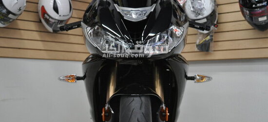 Used motorcycles for sale UAE: 2015 TRIUMPH DAYTONA 675 ABS.....WHATSAPP: +971563148402 - 3