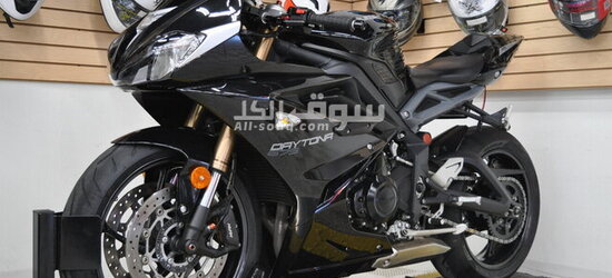 Used motorcycles for sale UAE: 2015 TRIUMPH DAYTONA 675 ABS.....WHATSAPP: +971563148402 - 4