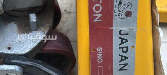 رافع لحمل البضائع