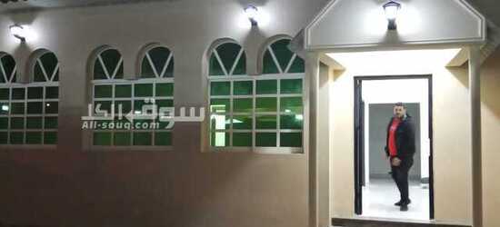 فيلا مميزه للبيع او للايجار في القادسيه الشارقه - 4